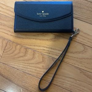 kate spade wristlet (iphone 7)